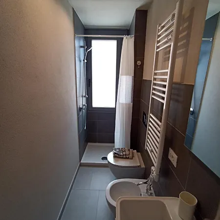 Appartamento Trilocale In Centro Vicino Al Parco Monte Urpinu *